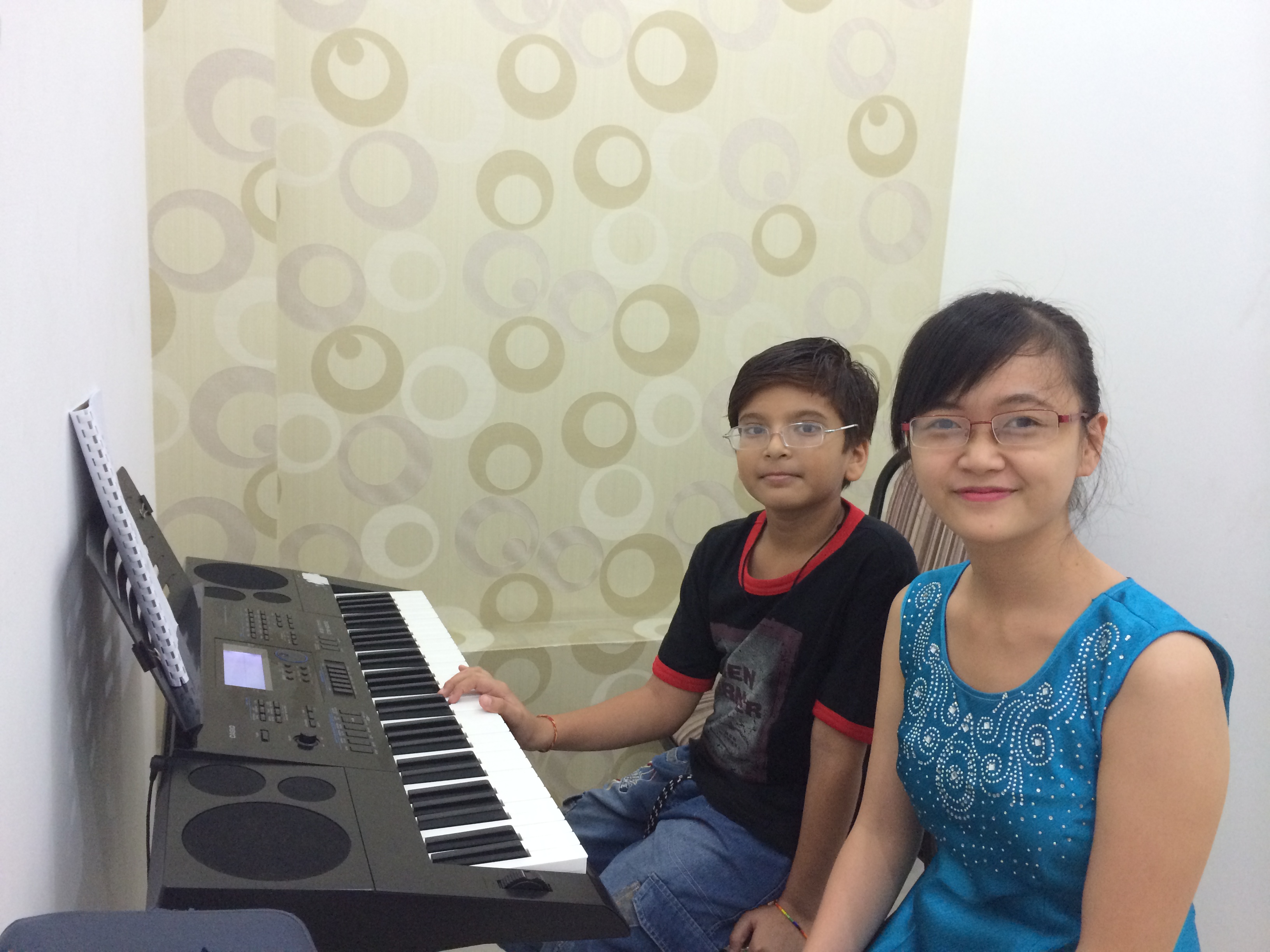 Tuyển Giáo viên dạy đàn piano mầm non