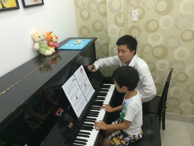 học đàn piano cho trẻ em